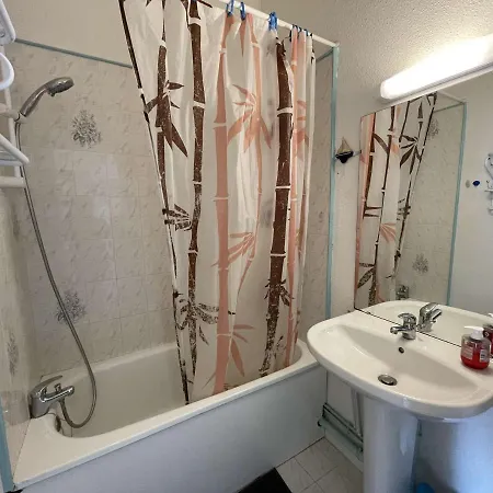 Holiday home Maison 3 Pieces A 400m De La Plage, Avec Terrasse Et Parking - Hilaire De Riez - Fr-1-224c-224