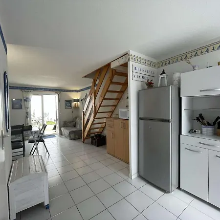 Maison 3 Pieces A 400m De La Plage, Avec Terrasse Et Parking - Hilaire De Riez - Fr-1-224c-224 * Saint-Hilaire-de-Riez