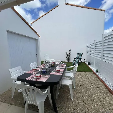 Maison 3 Pieces A 400m De La Plage, Avec Terrasse Et Parking - Hilaire De Riez - Fr-1-224c-224 *